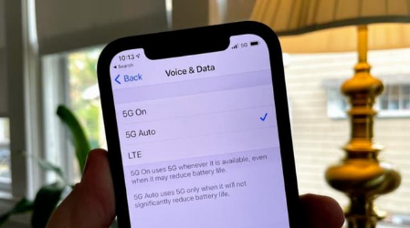 赛罕苹果手机维修分享iPhone 12如何打开或关闭5G网络 