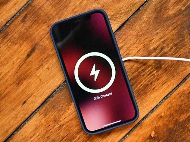 赛罕苹果手机维修分享iPhone 12可以随便充电吗 